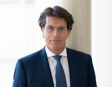 Klaus Rosenfeld, Chief Executive Officer (Photo)